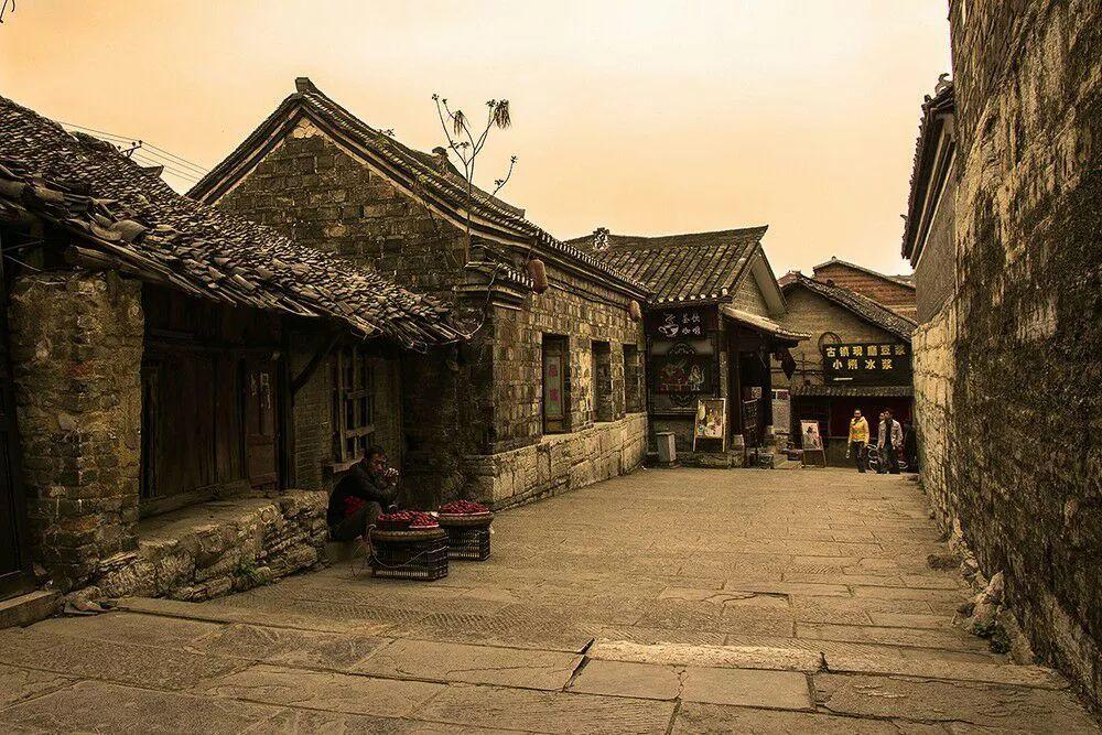 阴暗森林